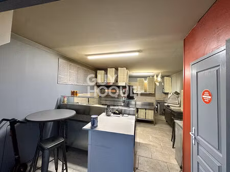 fonds de commerce -pizzeria à emporter - 33 m²