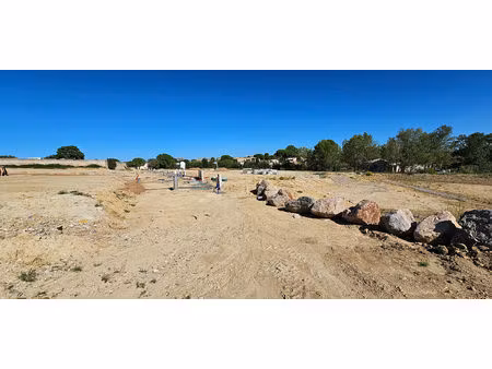 vente local industriel 450 m² pouzolles (34480)