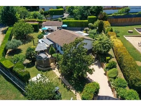 vente maison 9 pièces 190 m² collonges-au-mont-d’or (69660)