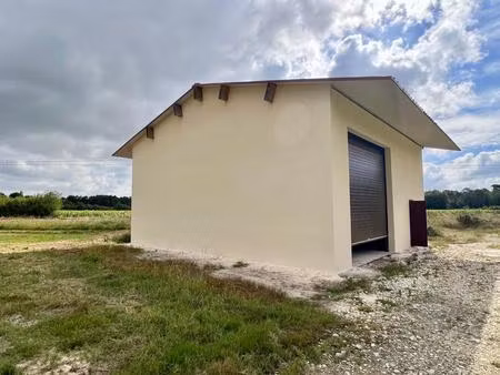 location local industriel à queyrac (33340)