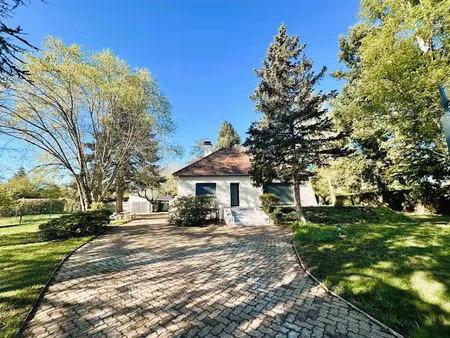 vente maison 4 pièces 155 m² à abrest (03200)  430 000 €