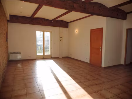 vente appartement 3 pièces 76 m² belleville-en-beaujolais (69220)