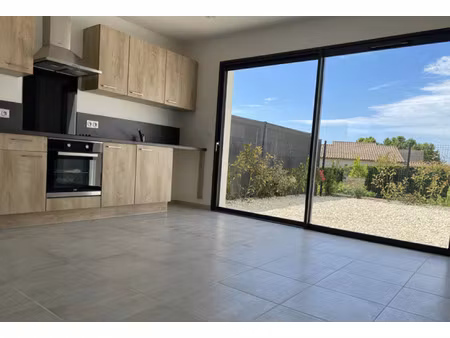 appartement t3 à aubais