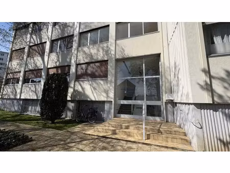 bureaux professionnels à vendre à olivet ! emplacement stratégique et fonctionnel. contact