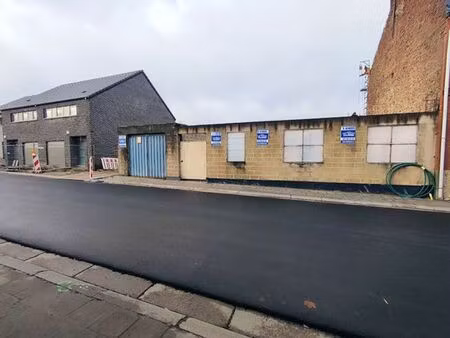 terrain avec avant-projet et gros œuvre ouvert au rez