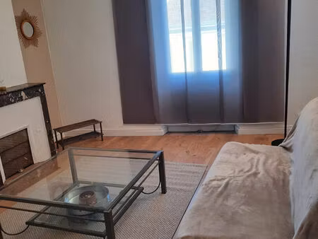 vente appartement 2 pièces 49 m² toulon (83200)