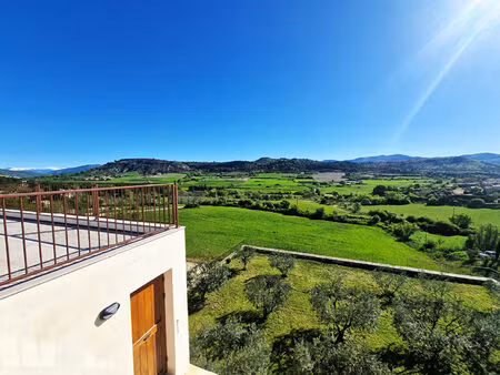 maison de hameau rénovée en 2002 avec terrasse panoramique