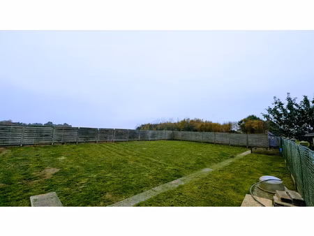 terrain située dans la campagne de gruchet-le-valasse