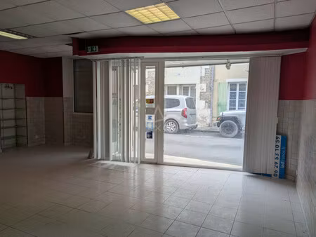 vente immeuble matha  200m² 5 pièces 66 000€ charente-maritime