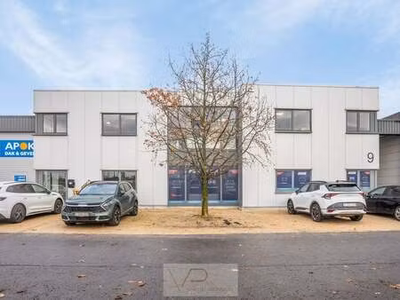 bien professionnel à louer à borgerhout € 6.309 (l6y5o) - venture properties | zimmo