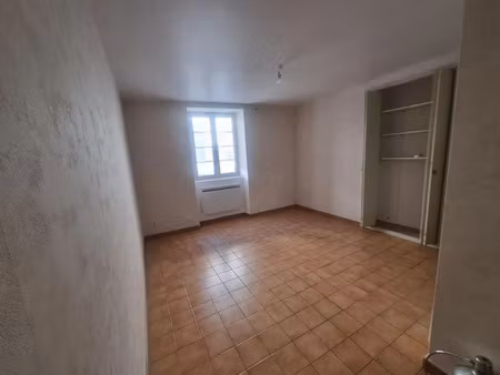 location appartement 1 pièce 21.04 m² à pont-saint-esprit (30130)  320 €