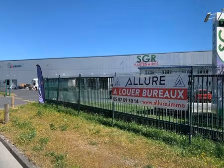 bureaux 194m² en bordure de l'autoroute a20