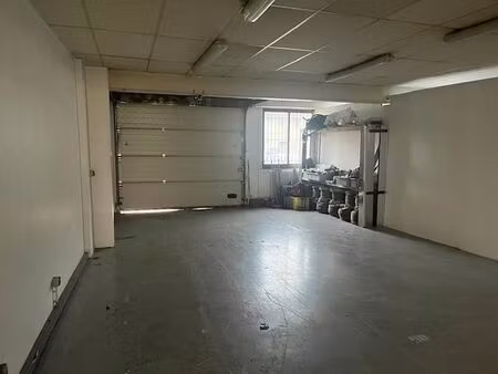location local d'activités wissous 271 m²
