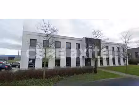 location local professionnel 228m² alixan 26300