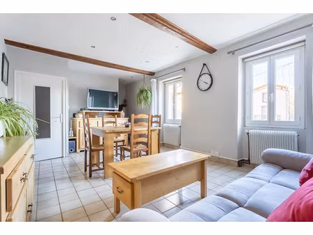 vente maison 8 pièces 149 m² à volvic (63530)  197 000 €