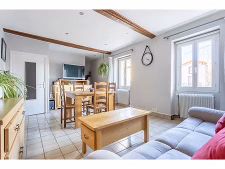 vente maison 8 pièces 149 m² à volvic (63530)  209 000 €