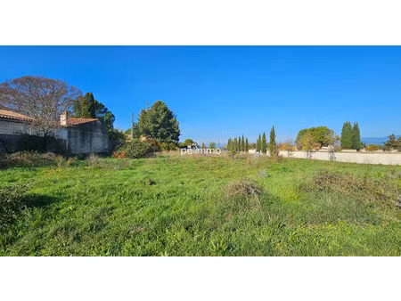 le puy sainte réparade : terrains à batir