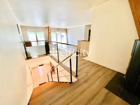 maison 6 pièces - 173 m²
