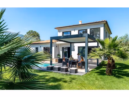 vente maison neuve 6 pièces 115 m² à la croix-valmer (83420)  1 180 000 €
