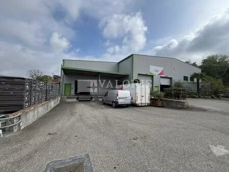 location commerce 617 m² à marcilly-d’azergues (69380)