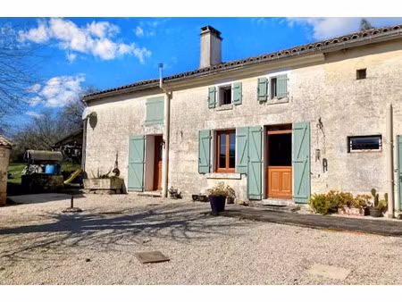 vente maison 5 pièces 201 m² chef-boutonne (79110)