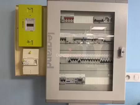 vente locaux professionnels 1 pièce 120 m² à foix (09000)  28 500 €