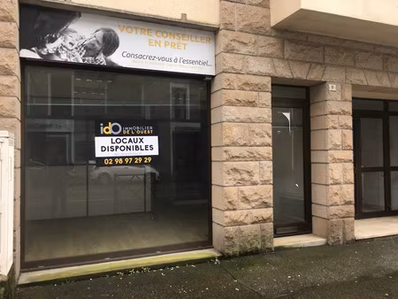 location locaux professionnels 2 pièces 51 m² à quimper (29000)  700 €