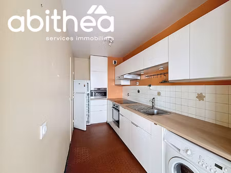 coup de coeur en centre-ville - 3 pieces- box- cave - balcon