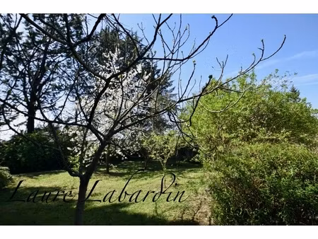 maison de 144m2  3 chambres  véranda  piscine  jardin  garage à tombeboeuf (47)