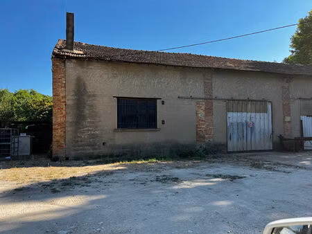 achat local commercial 100m² saignon 84400