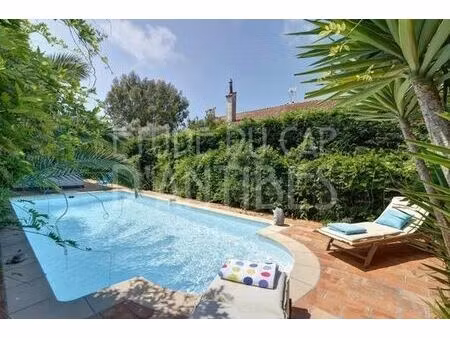 villa de 4 pièces de luxe en location antibes  france