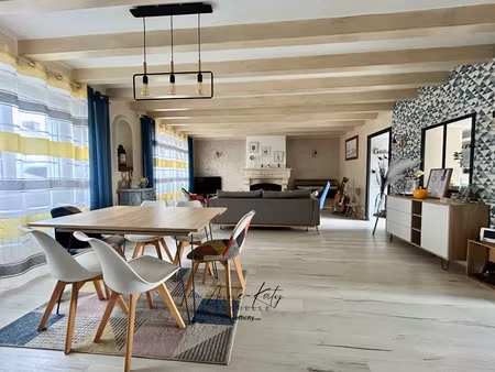 maison 7 pièces - 167 m²