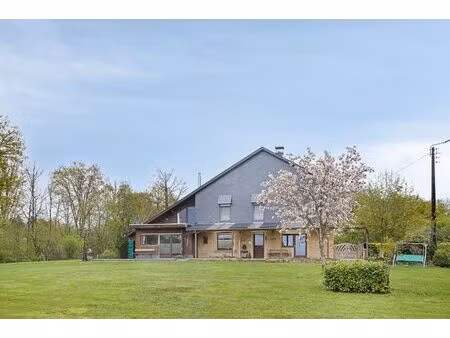 maison de caractère très spacieuse avec gîte et chambre d...