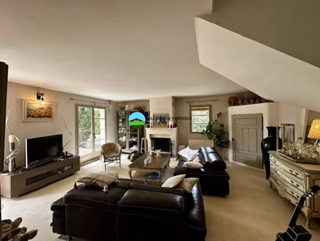 vente maison 9 pièces 160 m² à pernes-les-fontaines (84210)  896 000 €