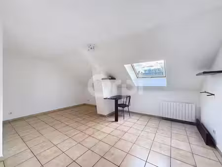 location appartement 2 pièces 42 m² à culmont (52600)  340 €