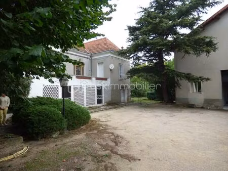 maison de maitre de 150 m² à sarrians