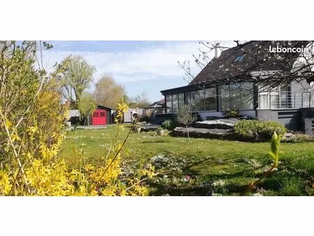 maison 6 pièces de 168 m² à savigny le sec