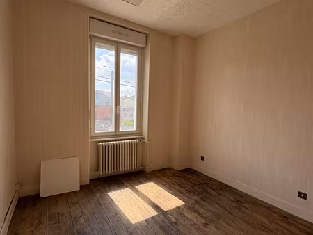 limoges petite rue calme  quartier emile labussière : maiso