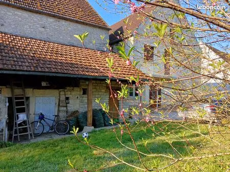 maison ancienne 6 pièces avec jardin