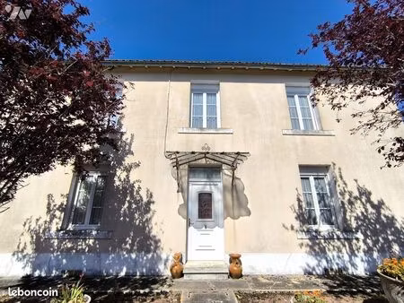 maison 6 pièces 163 m²