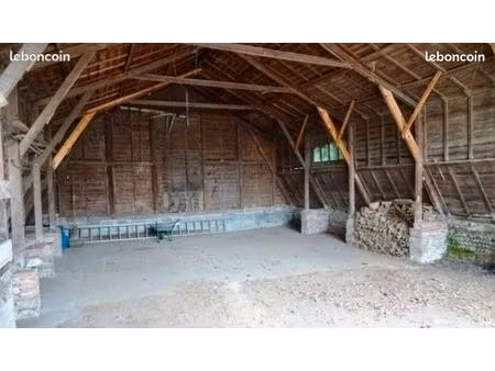 hangar / parking / garage / grange / lieu de stockage 97m2 - cugnaux