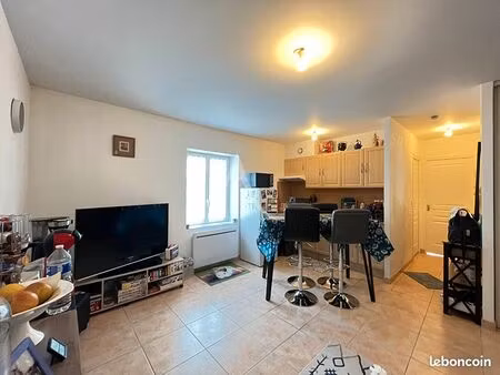 appartement 2 pièces 33 m²