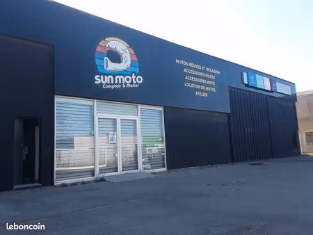 local commercial 210 m2