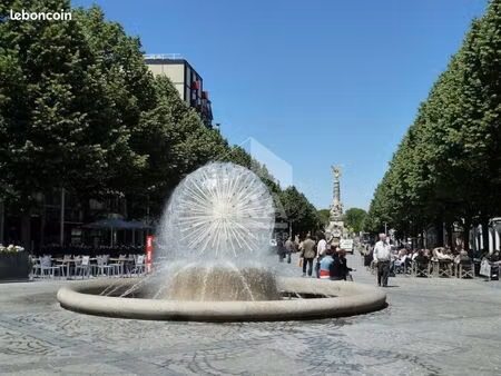 local commercial 50 m²