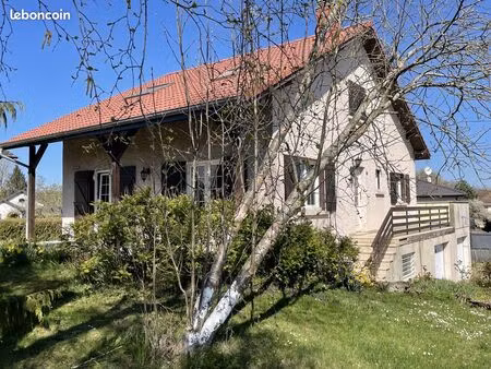 maison 6 pièces 100 m²