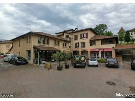 local commercial 100 m²