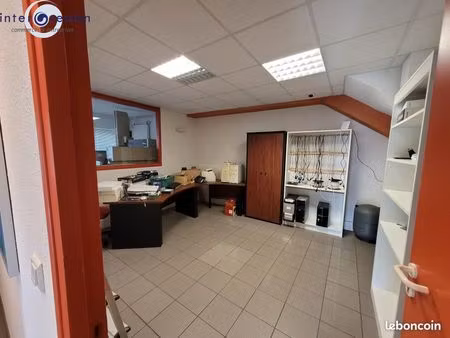 bureaux 288 m² villards d'heria