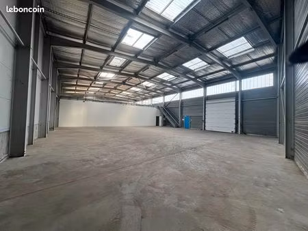 local 1306 m² roussillon