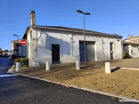 maison 2 pièces 165 m²