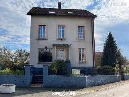 maison 8 pièces 186 m²